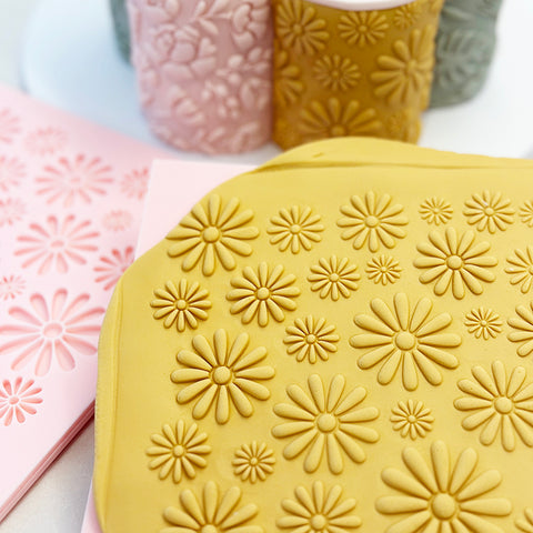 Pattern Plate- Daisies