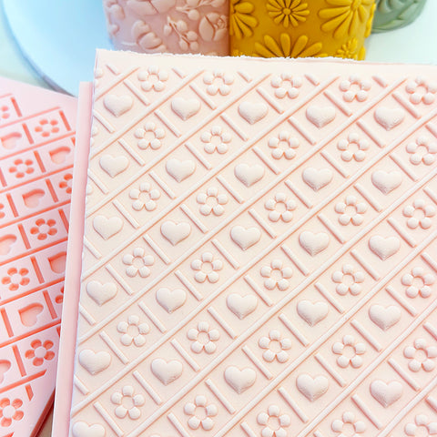 Pattern Plate- Gingham Hearts and blossoms