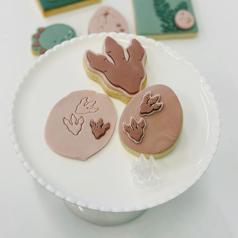 Little Imprints Stamp & Cutter - Dino Footprint