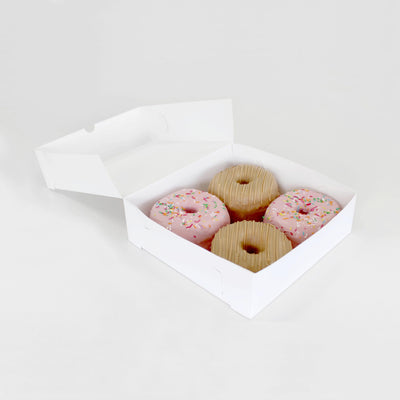 4 Donut Box- 8.25 x 8.25 x 2.5(h)