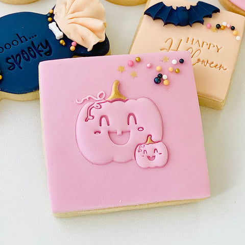 Raised Cookie Embosser - Happy Pumpkin Family