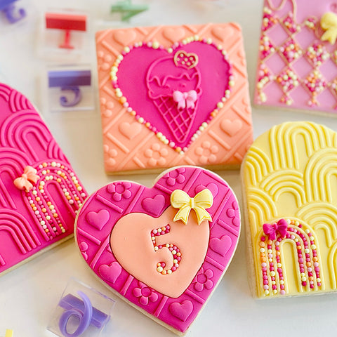 Pattern Plate-  Gingham Hearts and blossoms