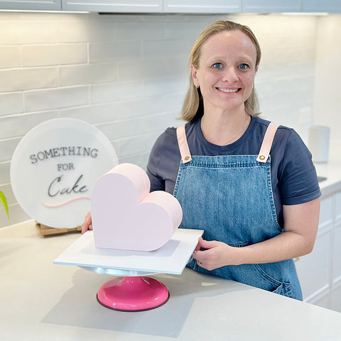 Make a Standing Heart Cake