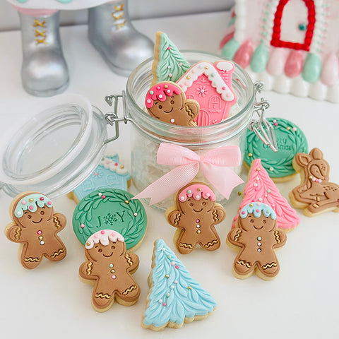 Pattern Shape Plate Kit- Mini Gingerbread House and Man